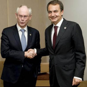Zapatero y Van Rompuy crean una célula de coordinación de la Presidencia de la Zapatero y Van Rompuy crean una célula de coordinación de la Presidencia de la UE