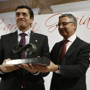 Blanco: Euskadi ha comenzado a transitar un camino sin exclusiones, ni imposic Blanco: Euskadi ha comenzado a transitar un camino sin exclusiones, ni imposiciones, ni violencia