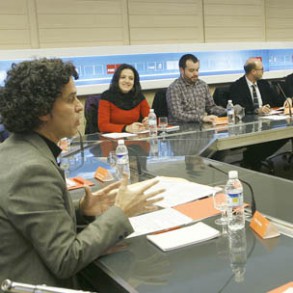 El PSOE impulsará más de 60 mesas de trabajo con las organizaciones sociales El PSOE impulsará más de 60 mesas de trabajo con las organizaciones sociales