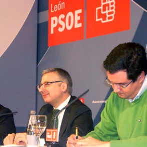 Blanco: Gobierno, sindicatos y patronal estamos jugando en el mismo equipo, in Blanco: Gobierno, sindicatos y patronal estamos jugando en el mismo equipo, invito al PP a que no se quede fuera de juego