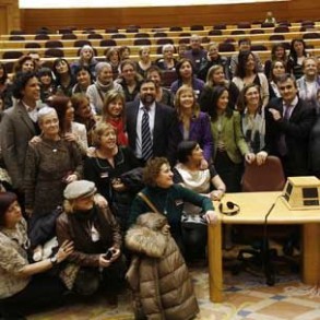 El Senado aprueba definitivamente la Ley del Aborto El Senado aprueba definitivamente la Ley del Aborto