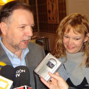 Leire Pajín: "Aragón es el ejemplo claro de cómo se hacen bien las cosas, de Leire Pajín: "Aragón es el ejemplo claro de cómo se hacen bien las cosas, de cómo entender la política y de tender la mano"