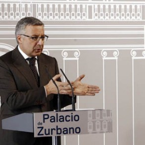 Blanco: "Estamos poniendo todo el empeño para implicar a las fuerzas en llevar Blanco: "Estamos poniendo todo el empeño para implicar a las fuerzas en llevar a cabo reformas en los ámbitos que el país necesita"