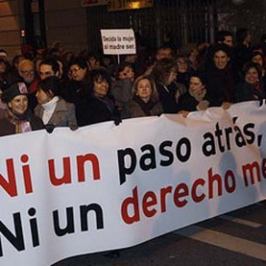 Miles de personas se manifiestan para celebrar el 8 de marzo Miles de personas se manifiestan para celebrar el 8 de marzo