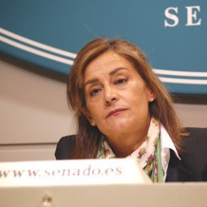 Silva pide a Cospedal que no dé lecciones de Igualdad y acusa al PP de converti Silva pide a Cospedal que no dé lecciones de Igualdad y acusa al PP de convertir el Senado en un espacio de confrontación