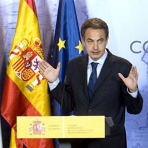 Zapatero anuncia el ahorro de 3.000 millones de euros en edificios públicos red Zapatero anuncia el ahorro de 3.000 millones de euros en edificios públicos reduciendo su gasto energético