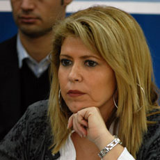 El PSOE pide a Trillo que deje de "esconderse" y que, "por dignidad", abandone l El PSOE pide a Trillo que deje de "esconderse" y que, "por dignidad", abandone la Portavocía de Justicia del PP