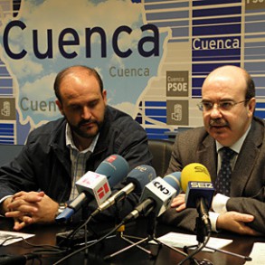 Zarrías afirma que en el PP ven la paja en el ojo ajeno y no el Titanic en el Zarrías afirma que en el PP ven la paja en el ojo ajeno y no el Titanic en el propio