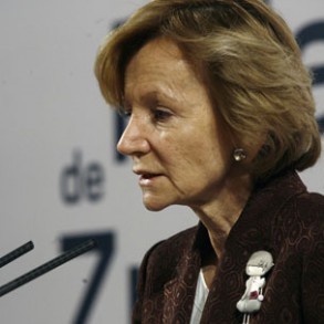 Salgado pide al PP que diga si alguna de sus CCAA engaña con las estadísticas Salgado pide al PP que diga si alguna de sus CCAA engaña con las estadísticas como Grecia