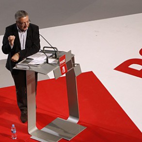 Blanco: No podemos aspirar a impulsar la economía del siglo XXI con un mercad Blanco: No podemos aspirar a impulsar la economía del siglo XXI con un mercado laboral del siglo XX