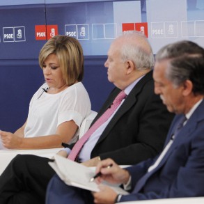 Moratinos: "El principal éxito de la presidencia española ha sido lanzar defin Moratinos: "El principal éxito de la presidencia española ha sido lanzar definitivamente el gobierno económico europeo"