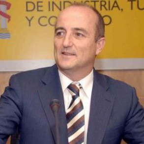 Sebastián anuncia la suspensión de la subida de la luz y una revisión de cost Sebastián anuncia la suspensión de la subida de la luz y una revisión de costes eléctricos