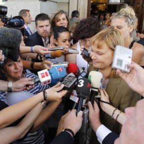 Pajín: El discurso de Zapatero ha sido realista y reformista, con medidas para Pajín: El discurso de Zapatero ha sido realista y reformista, con medidas para garantizar el crecimiento, el empleo y la política social