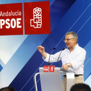 Blanco asegura que frente a las reformas del PSOE sólo hay el vacío má Blanco asegura que frente a las reformas del PSOE sólo hay el vacío más absoluto del PP