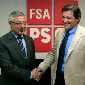 Blanco dice que el PSOE está tranquilo porque "la democracia interna fortalece, Blanco dice que el PSOE está tranquilo porque "la democracia interna fortalece, no debilita"
