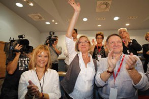 Pajín: "Estoy orgullosa como socialista y tranquila como Secretaria de Organiza Pajín: "Estoy orgullosa como socialista y tranquila como Secretaria de Organización"