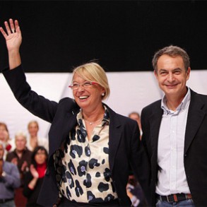 Zapatero respeta la huelga promovida por los sindicatos, pero les pide propuesta Zapatero respeta la huelga promovida por los sindicatos, pero les pide propuestas para atajar el paro juvenil y la precariedad laboral