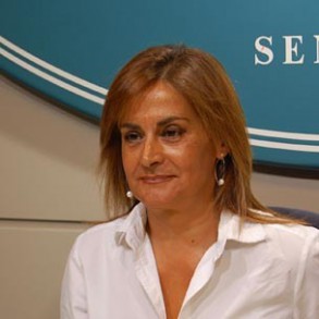 Silva dice que el Gobierno trabaja en el caso del Sahara atendiendo a sus princi Silva dice que el Gobierno trabaja en el caso del Sahara atendiendo a sus principios y a los intereses de España y acusa al PP de hacer política exterior a cabezazos