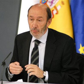 El Gobierno regulará por ley los cuidados paliativos y la muerte digna El Gobierno regulará por ley los cuidados paliativos y la muerte digna