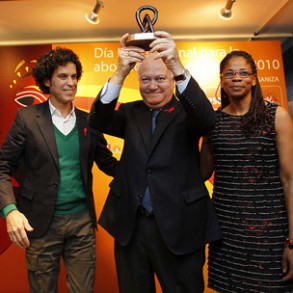 El PSOE entregó los premios "Reconocimientos Afrosocialistas 2010" El PSOE entregó los premios "Reconocimientos Afrosocialistas 2010"