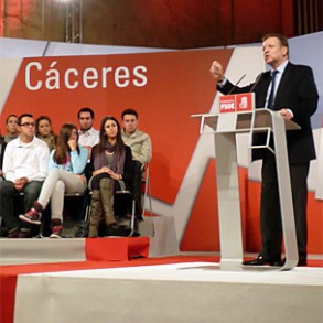 Iglesias afirma que "no vamos a aceptar lecciones de Rajoy ni de sus políticas Iglesias afirma que "no vamos a aceptar lecciones de Rajoy ni de sus políticas para salir de la crisis" porque son las que aplica Inglaterra