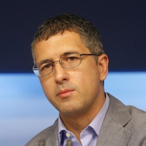 Hugo Morán: Mariano Rajoy, uno de los inventores de la subida clandestina de Hugo Morán: Mariano Rajoy, uno de los inventores de la subida clandestina de la luz, protesta ahora contra la transparencia del sistema que aplica el gobierno