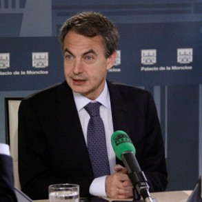Rodríguez Zapatero afirma que "en 2011 va a haber más oportunidades de tener e Rodríguez Zapatero afirma que "en 2011 va a haber más oportunidades de tener empleo"