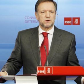 Iglesias: Mientras Rajoy está en un momento de fiesta, los socialistas estamo Iglesias: Mientras Rajoy está en un momento de fiesta, los socialistas estamos en un momento de toma de decisiones muy complejas