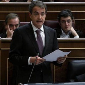 Zapatero: El pacto social es "un gran testimonio de responsabilidad colectiva" y Zapatero: El pacto social es "un gran testimonio de responsabilidad colectiva" y espera que los grupos se sumen a él