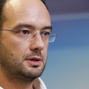 Hernando: "El informe del FMI revela que, mientras estuvo dirigido por Rato, est Hernando: "El informe del FMI revela que, mientras estuvo dirigido por Rato, este organismo no supo anticipar la crisis, ni su ritmo, ni su magnitud, ni sus consecuencias"