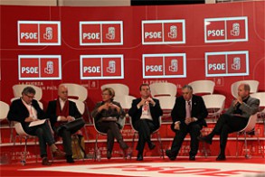 El PSOE apuesta por reforzar la coordinación entre instituciones para reducir e El PSOE apuesta por reforzar la coordinación entre instituciones para reducir el gasto y mejorar los servicios