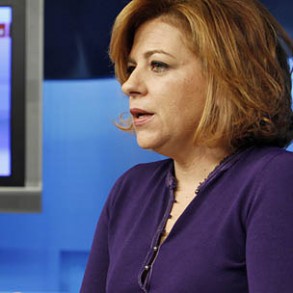 Elena Valenciano exige al PP que deje de cuestionar la solvencia de España Elena Valenciano exige al PP que deje de cuestionar la solvencia de España
