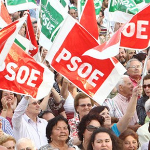 Carme Chacón: "Con el PP en el Gobierno no habría ni menos crisis ni menos par Carme Chacón: "Con el PP en el Gobierno no habría ni menos crisis ni menos paro, habría menos protección social"