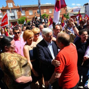 Barreda denuncia que Cospedal pretende tomarnos por tontos diciéndonos que cu Barreda denuncia que Cospedal pretende tomarnos por tontos diciéndonos que cuando ella llegue va a acabar con el paro en Castilla- La Mancha