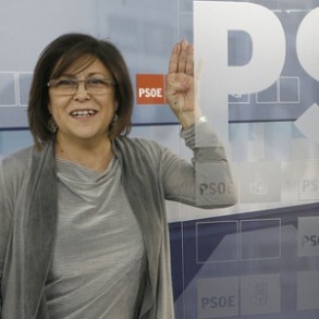 El PSOE denuncia la "deslealtad institucional del PP" y le reprocha que "le inte El PSOE denuncia la "deslealtad institucional del PP" y le reprocha que "le interese más descalificar al Gobierno que resolver los problemas de los ciudadanos"