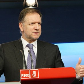 Marcelino Iglesias: "Atravesamos la tormenta perfecta y eso se notó el 22-M" Marcelino Iglesias: "Atravesamos la tormenta perfecta y eso se notó el 22-M"