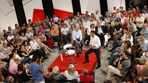 Rubalcaba: "La credibilidad de Bildu disminuye cada día en el que no pide la di Rubalcaba: "La credibilidad de Bildu disminuye cada día en el que no pide la disolución de ETA"