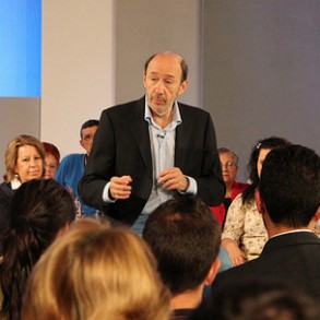 "Endeudarse no es de izquierdas" de izquierdas es recaudar y gastar bien, priori "Endeudarse no es de izquierdas" de izquierdas es recaudar y gastar bien, priorizando las políticas sociales