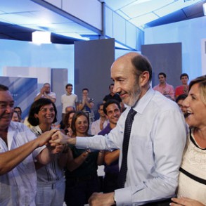 Rubalcaba sostiene que Rajoy se opone al impuesto de patrimonio porque es "de de Rubalcaba sostiene que Rajoy se opone al impuesto de patrimonio porque es "de derechas"