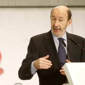 Rubalcaba propone la creación de una Oficina para combatir el fraude fiscal Rubalcaba propone la creación de una Oficina para combatir el fraude fiscal