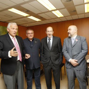 El Tercer Sector de Acción Social agradece a Rubalcaba el interés que ha mostr El Tercer Sector de Acción Social agradece a Rubalcaba el interés que ha mostrado por sus propuestas para el programa electoral