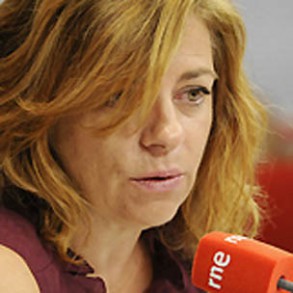 Elena Valenciano: "El PSOE tiene un currículum probado en la defensa del Estado Elena Valenciano: "El PSOE tiene un currículum probado en la defensa del Estado del Bienestar"