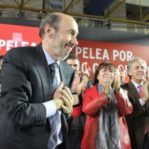 Rubalcaba: "Pido el voto para defender la educación, la sanidad, a los trabajad Rubalcaba: "Pido el voto para defender la educación, la sanidad, a los trabajadores y a los pensionistas y la ley de Dependencia"
