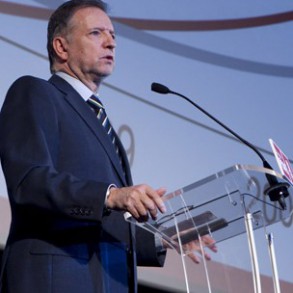 Marcelino Iglesias afirma que Pere Navarro será "un gran primer secretario" Marcelino Iglesias afirma que Pere Navarro será "un gran primer secretario"