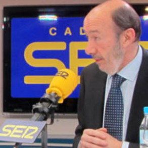 Rubalcaba: "Es la historia de una mentira que todo el mundo sabía" Rubalcaba: "Es la historia de una mentira que todo el mundo sabía"