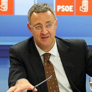 El Grupo Socialista presenta una Proposición no de Ley para revocar la congelac El Grupo Socialista presenta una Proposición no de Ley para revocar la congelación del SMI decidida por el Gobierno