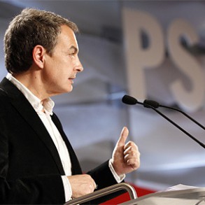 Zapatero: "Todos detrás de quien tenga el nuevo liderazgo del partido" Zapatero: "Todos detrás de quien tenga el nuevo liderazgo del partido"