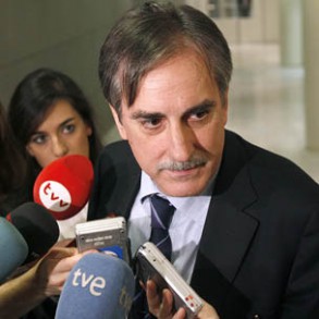 El PSOE exige que una subcomisión parlamentaria garantice que el crédito de lo El PSOE exige que una subcomisión parlamentaria garantice que el crédito de los bancos llegue a familias y empresas