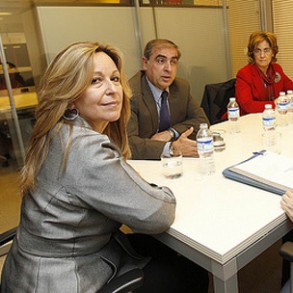 El PSOE presenta una PNL en el Congreso para priorizar el pago de la factura fa El PSOE presenta una PNL en el Congreso para priorizar el pago de la factura farmacéutica