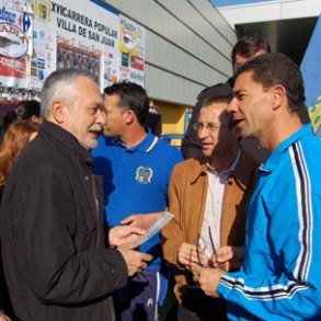 Griñán promoverá una nueva Ley del Deporte de Andalucía para fomentar la práctica deportiva ciudadana